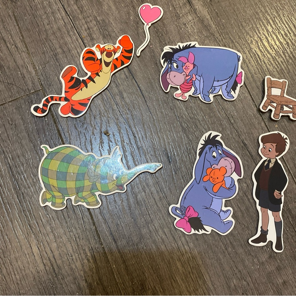 Vintage Disney Winnie the Pooh  Magnet set
